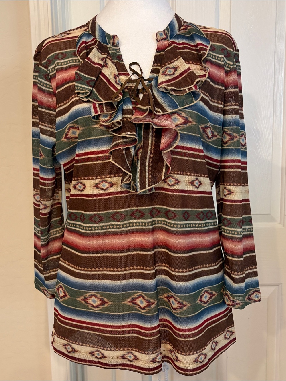 Chaps Denim NWT Women’s Ruffle Tie-Neck Southwestern Print Blouse SIZE XL